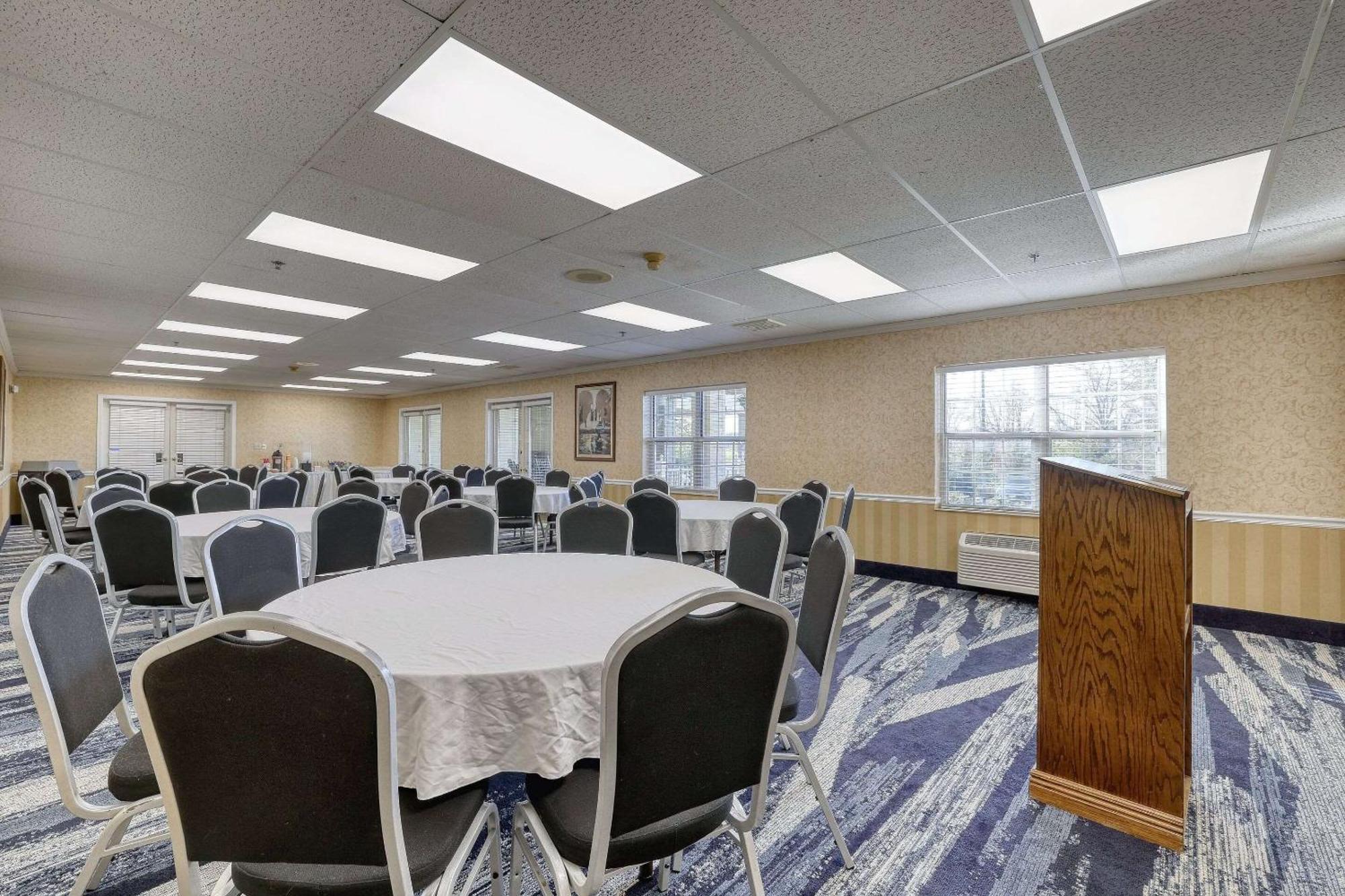 Comfort Suites Appleton Airport Dış mekan fotoğraf