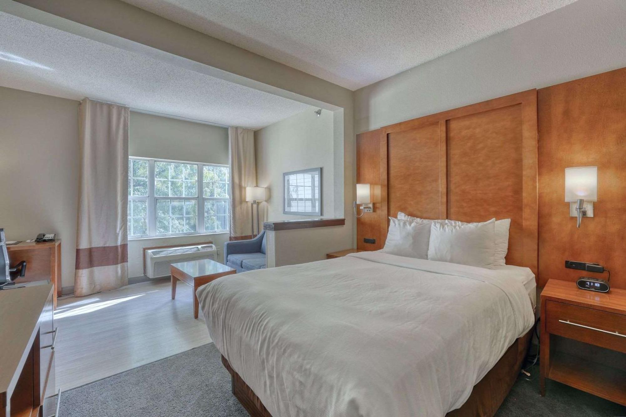 Comfort Suites Appleton Airport Dış mekan fotoğraf